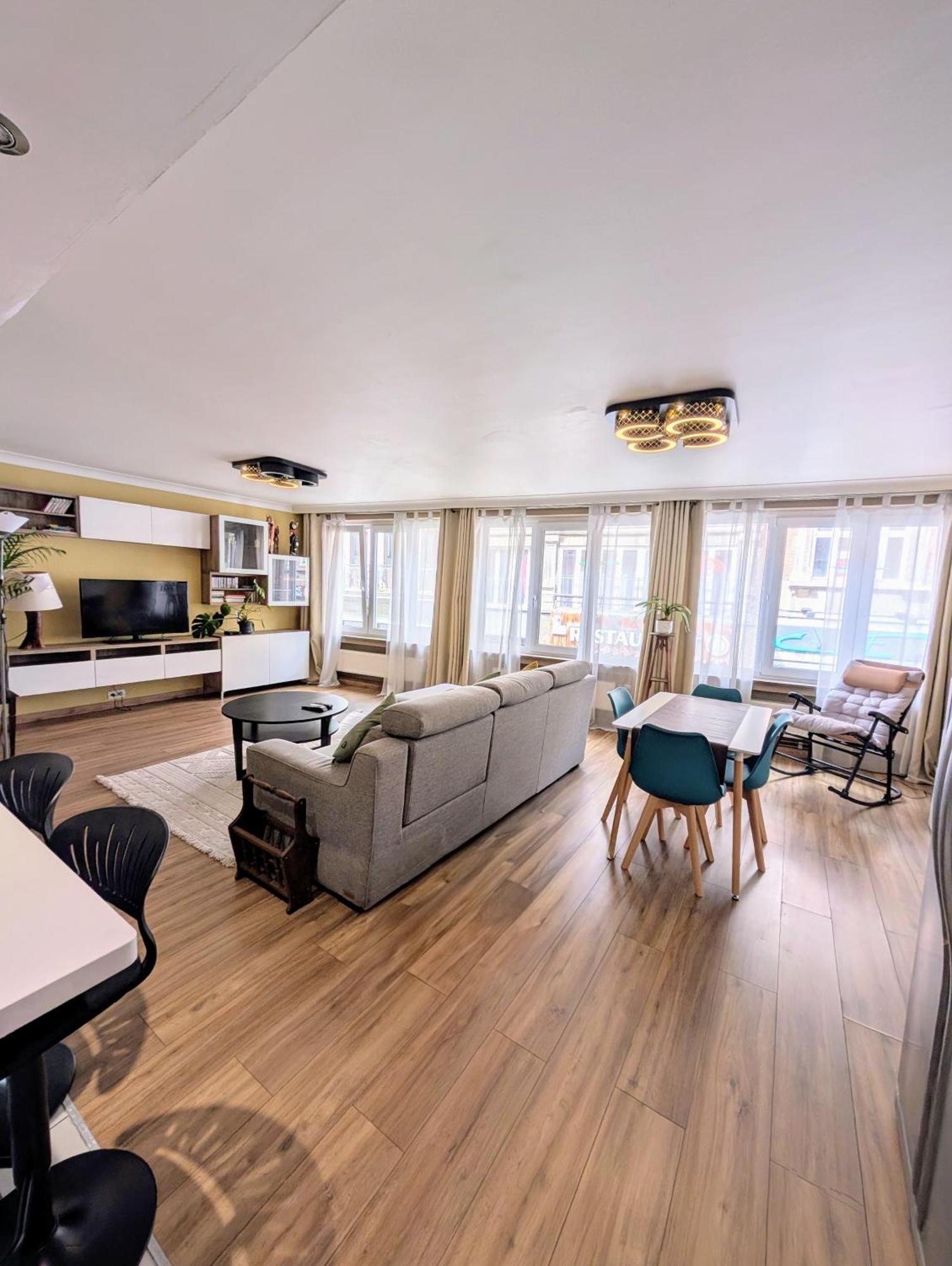Superbe Appartement Dans Le Centre De Mons - Arivee Autonome エクステリア 写真